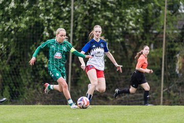 Bild 151 - wBJ Hamburger SV - SV Werder Bremen : Ergebnis: 2:2